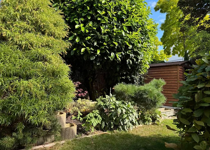 Luxurious 3Bed House With Spa Bath & Garden